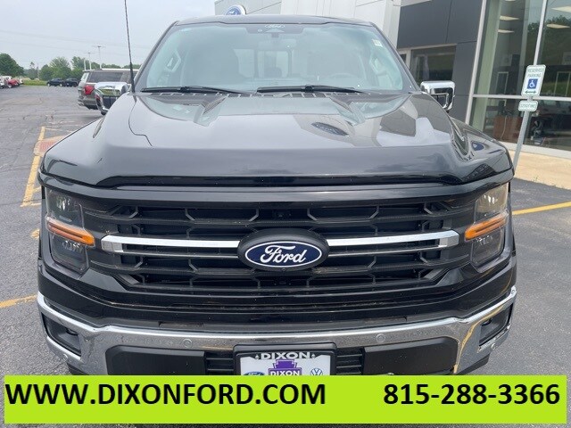 2025 Ford F-150 XLT photo 2