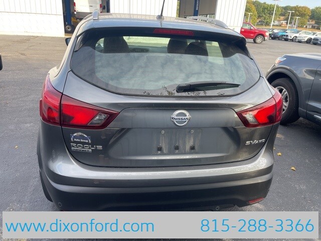 2019 Nissan Rogue Sport SV photo 3
