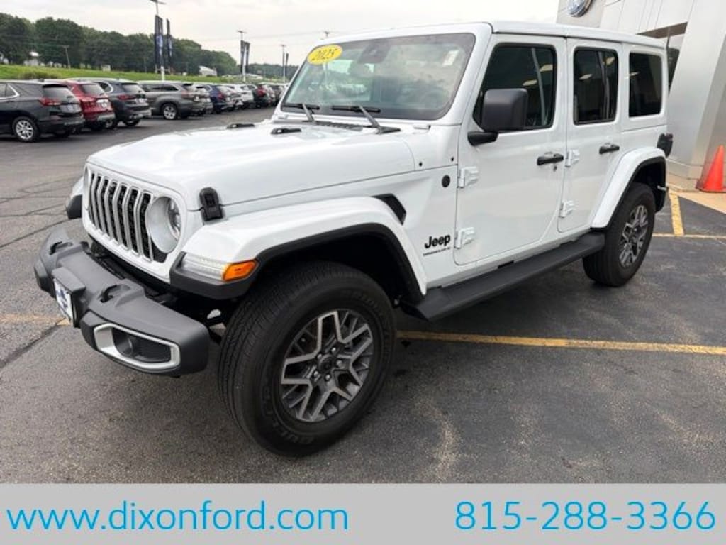 Used 2025 Jeep Wrangler Sahara SUV