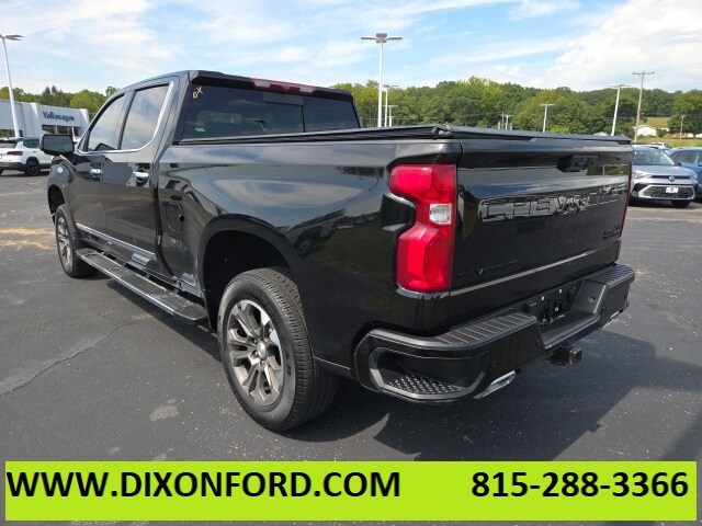 2023 Chevrolet Silverado 1500 High Country photo 2