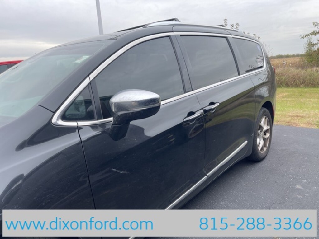 Used 2020 Chrysler Pacifica Limited Minivan/Van