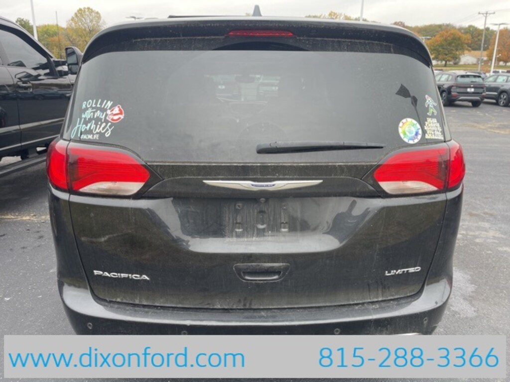 Used 2020 Chrysler Pacifica Limited Minivan/Van