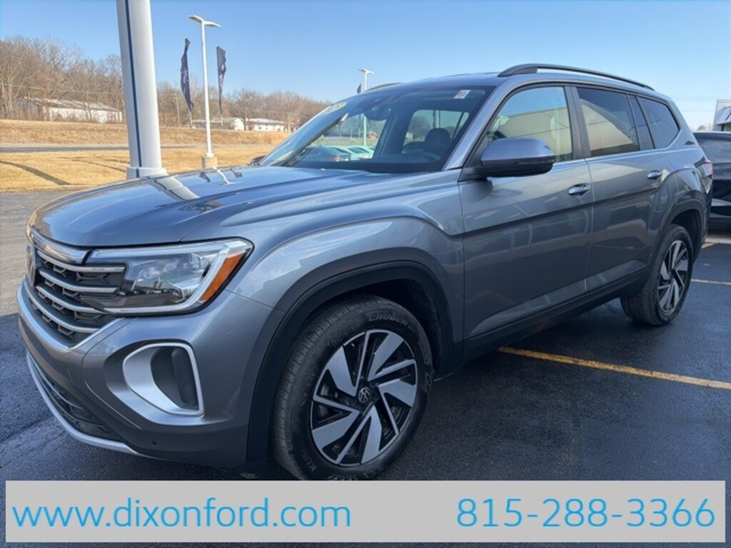 Used 2025 Volkswagen Atlas 2.0T SE w/Technology SUV