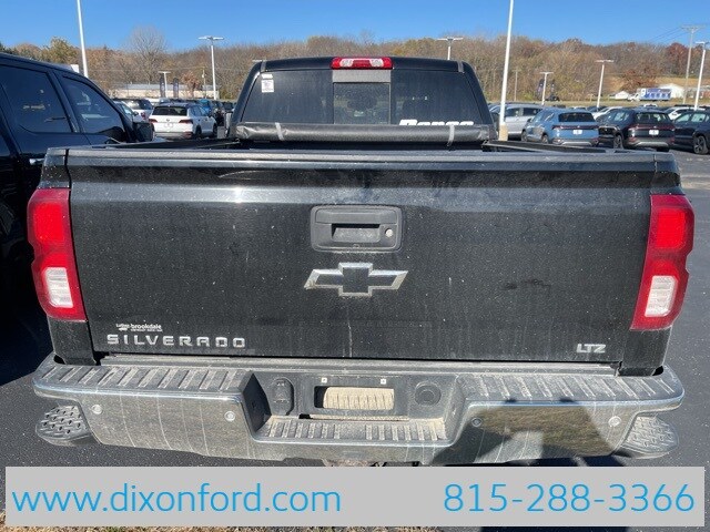 2017 Chevrolet Silverado 1500 LTZ photo 2