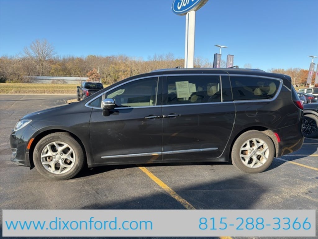 Used 2020 Chrysler Pacifica Limited Minivan/Van