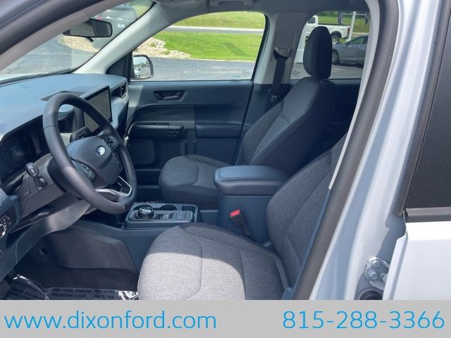 2025 Ford Maverick XLT - Photo 9