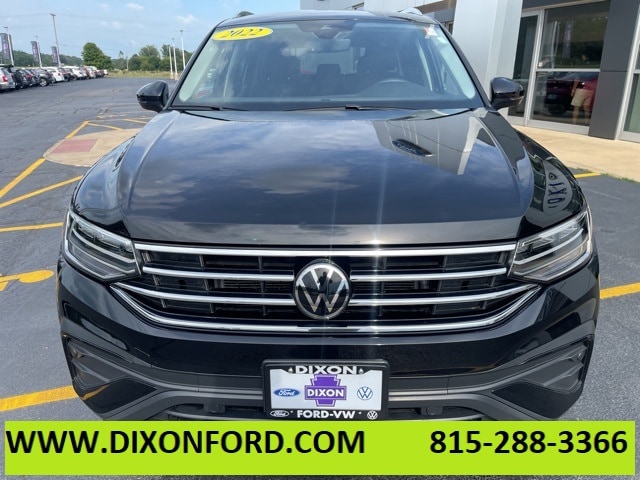 Used 2022 Volkswagen Tiguan SE with VIN 3VV2B7AX2NM102462 for sale in Dixon, IL