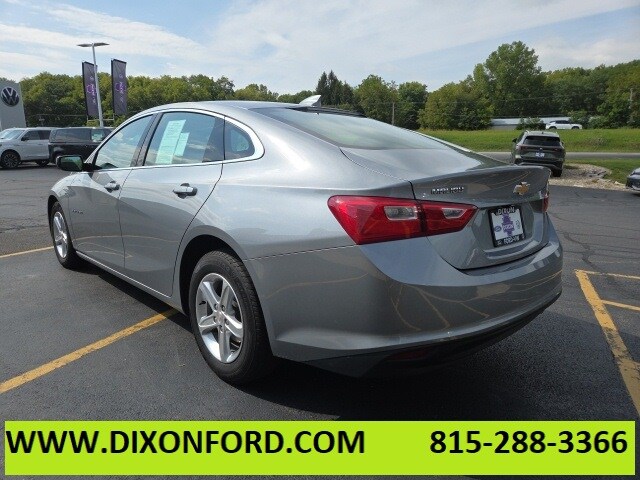 2023 Chevrolet Malibu 1LT photo 3