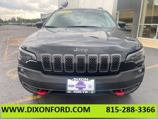 Used 2022 Jeep Cherokee Trailhawk with VIN 1C4PJMBX3ND509044 for sale in Dixon, IL