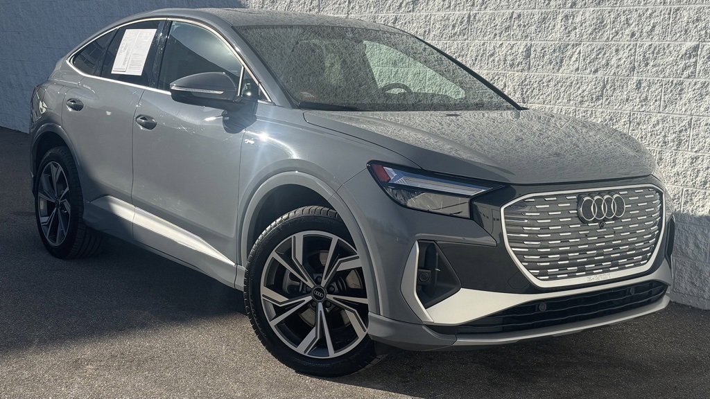 2023 Audi Q4 Sportback e-tron Premium's photo