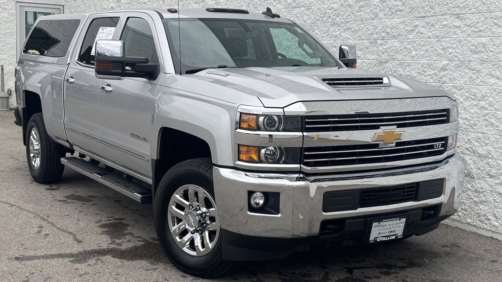 2019 Chevrolet Silverado HD LTZ's photo