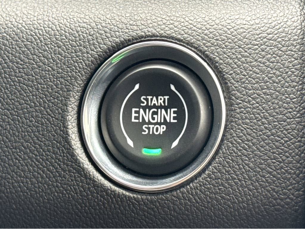 2026 GMC Acadia Denali - Photo 19