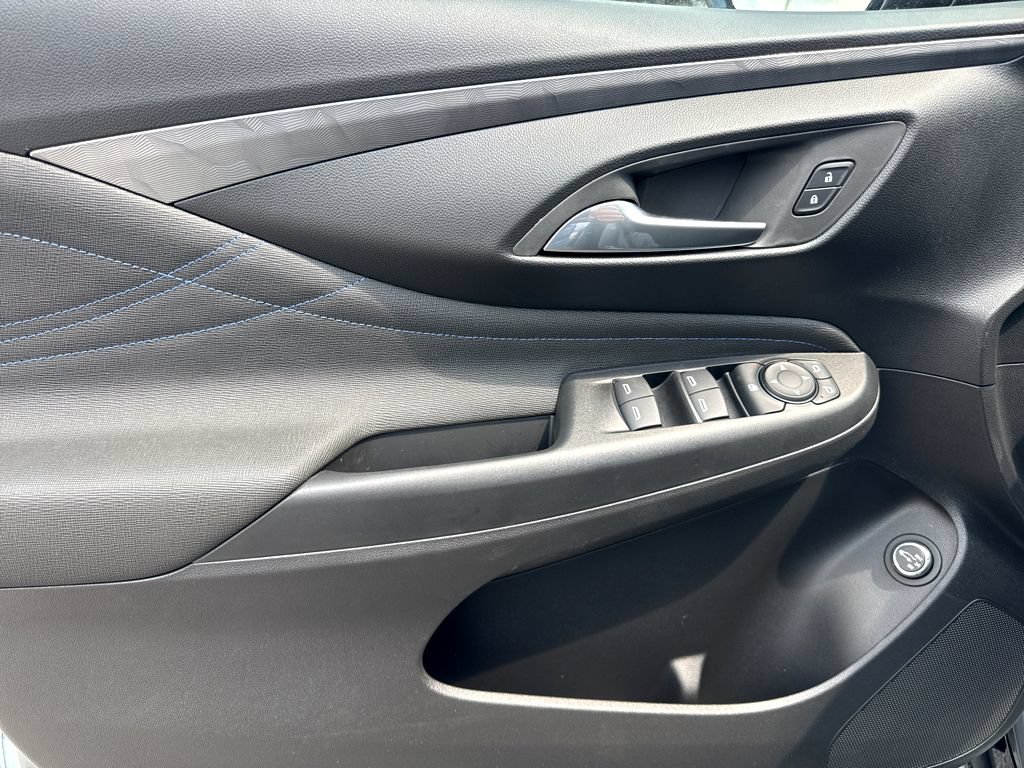 2026 Buick Envista Sport Touring - Photo 9