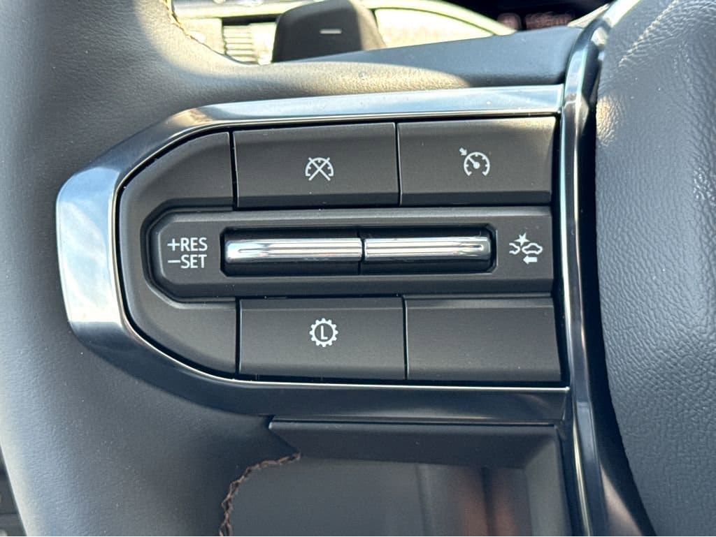 2026 GMC Yukon AT4 - Photo 17