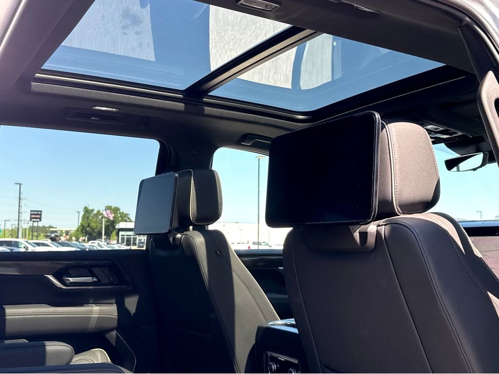 2026 GMC Yukon Elevation - Photo 8