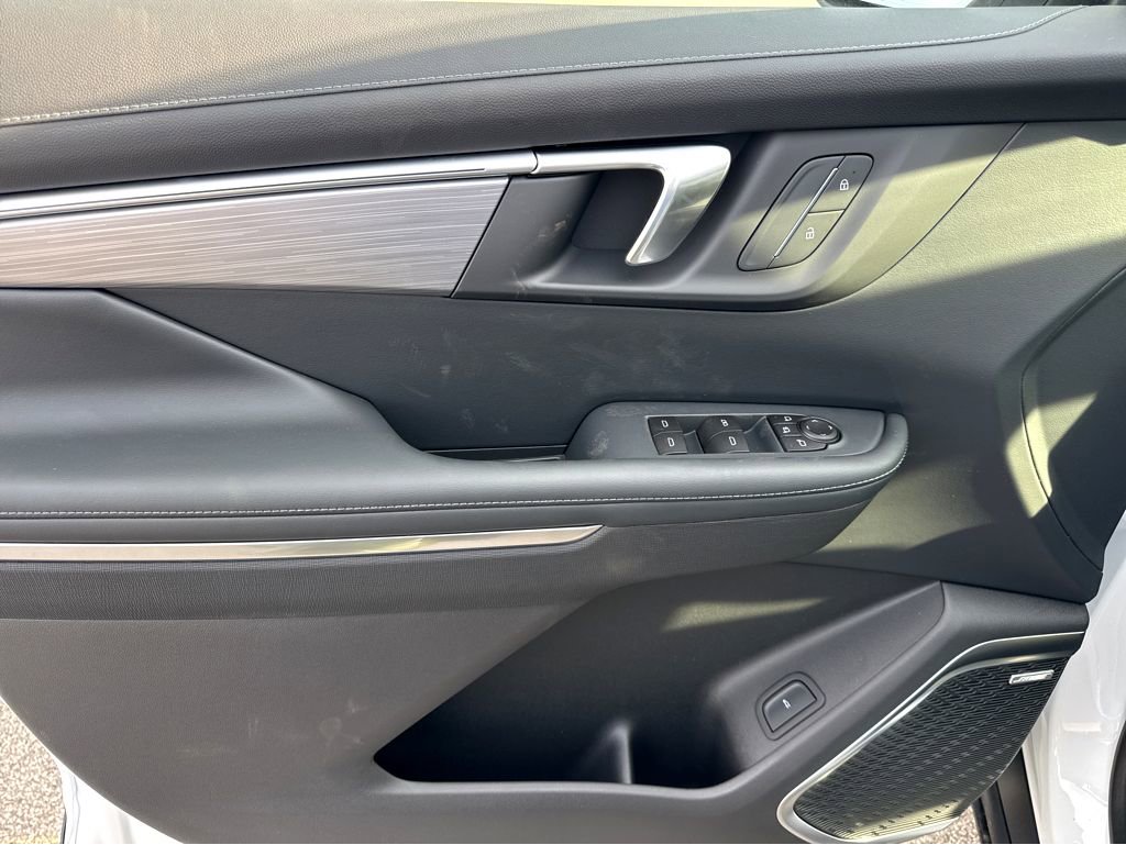 2026 Buick Enclave Preferred - Photo 10