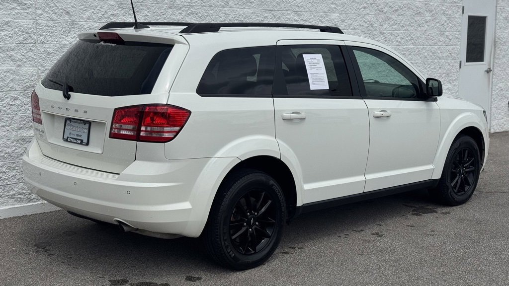 2020 Dodge Journey SE photo 3