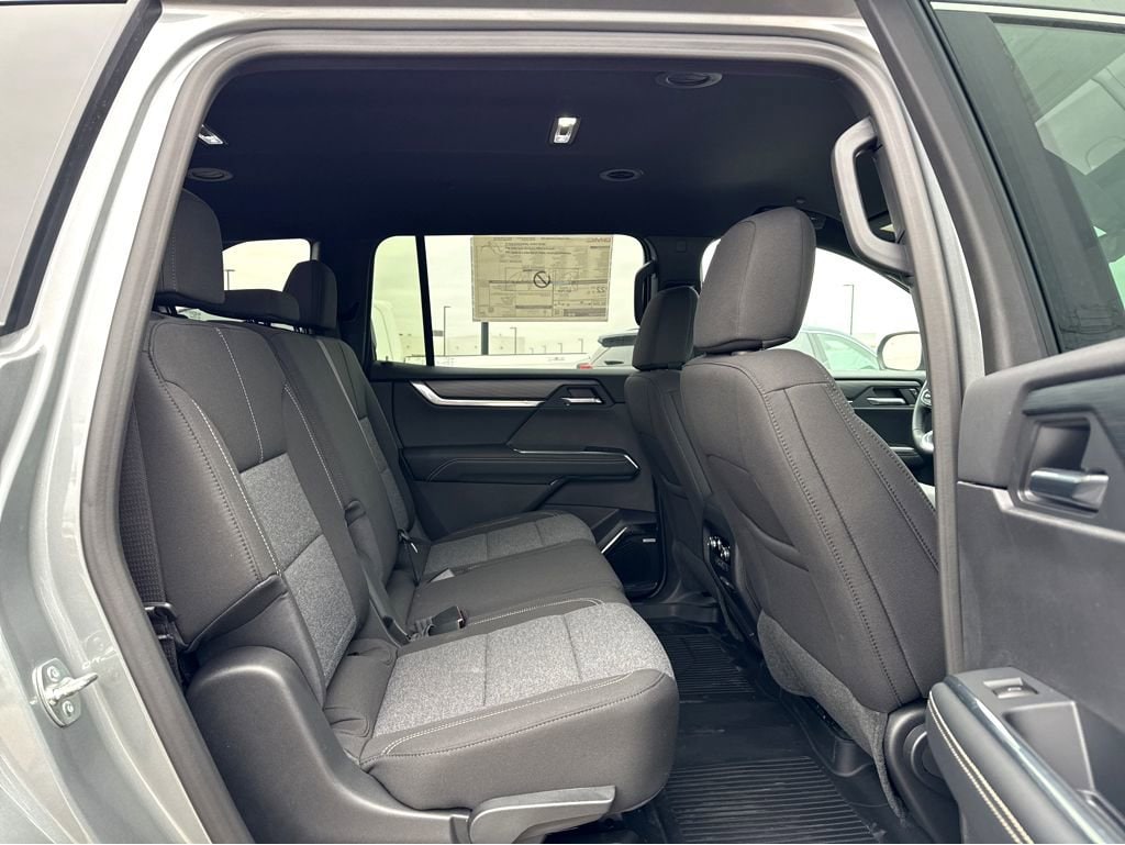 2026 GMC Acadia Elevation - Photo 6
