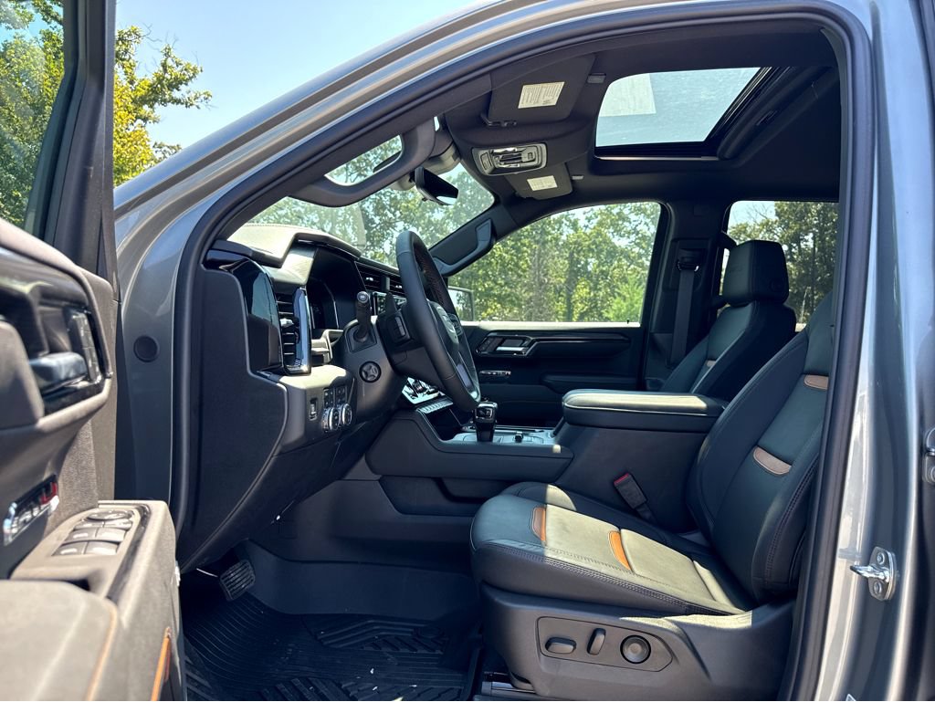 2026 GMC Sierra 1500 AT4 - Photo 8
