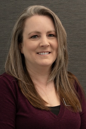 Staff member Amanda from ID_eb7635cc826a