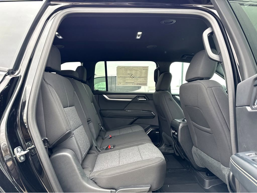 2026 GMC Acadia Elevation - Photo 6