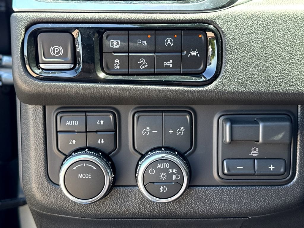 2026 GMC Yukon Elevation - Photo 12