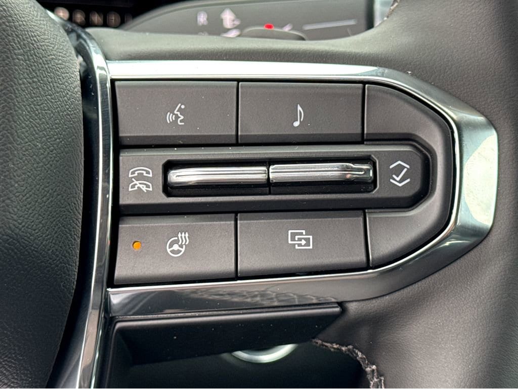 2026 GMC Acadia Elevation - Photo 18