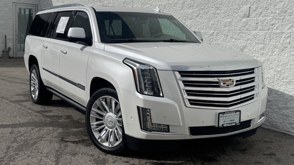 2018 Cadillac Escalade ESV Platinum's photo