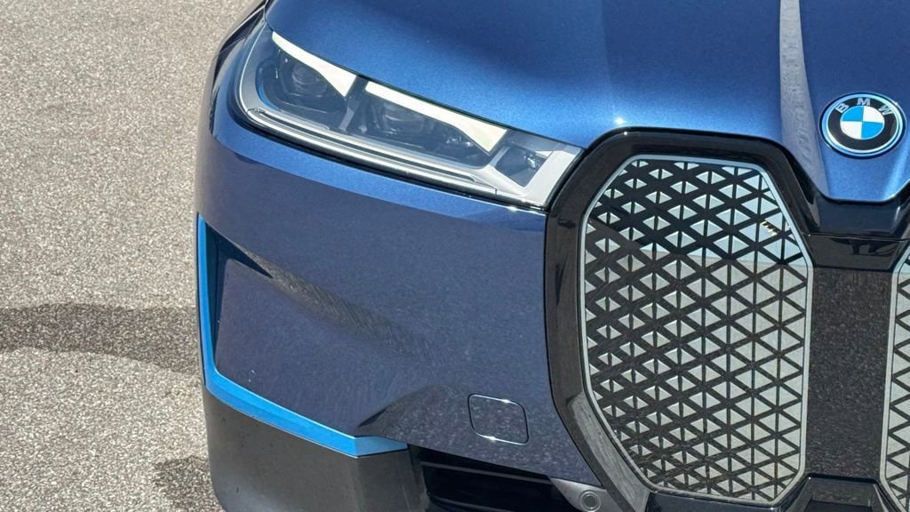 2023 BMW iX Base - Photo 12