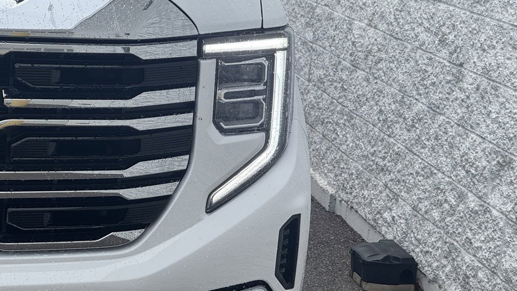 Used 2025 GMC Sierra 1500 SLT Truck Crew Cab