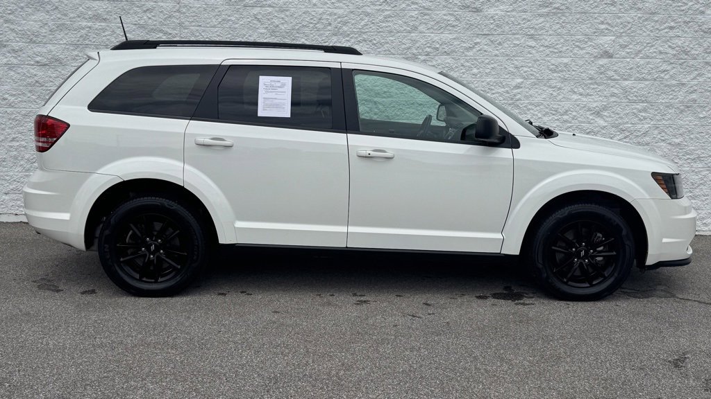 2020 Dodge Journey SE photo 2
