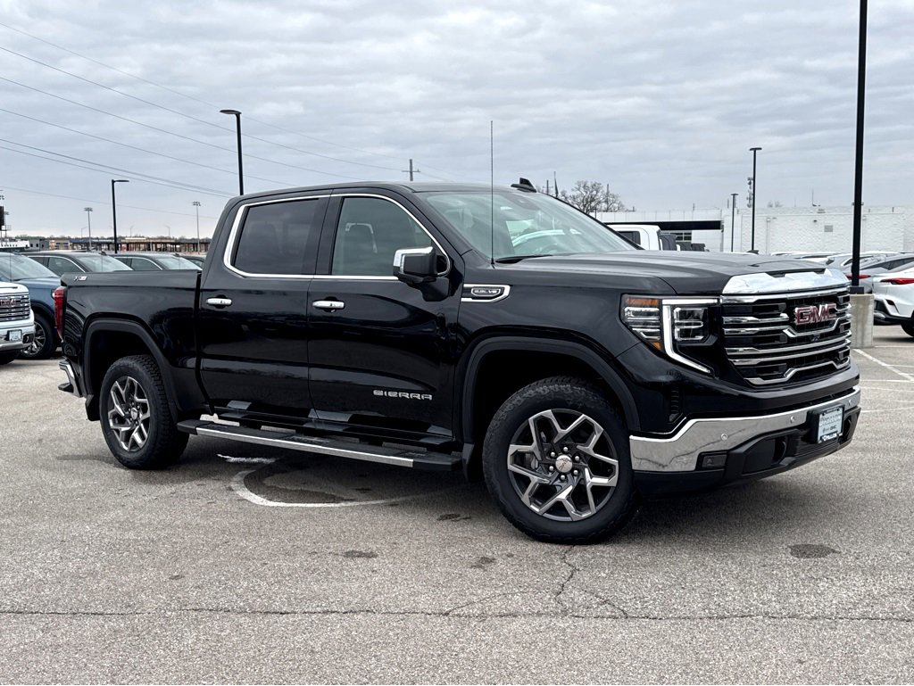 2026 GMC Sierra 1500 SLT's photo