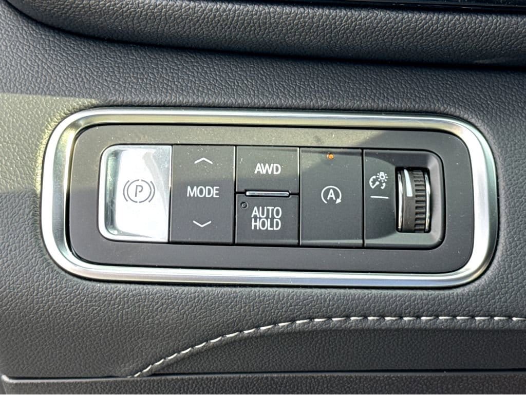 2026 Buick Enclave Preferred - Photo 11
