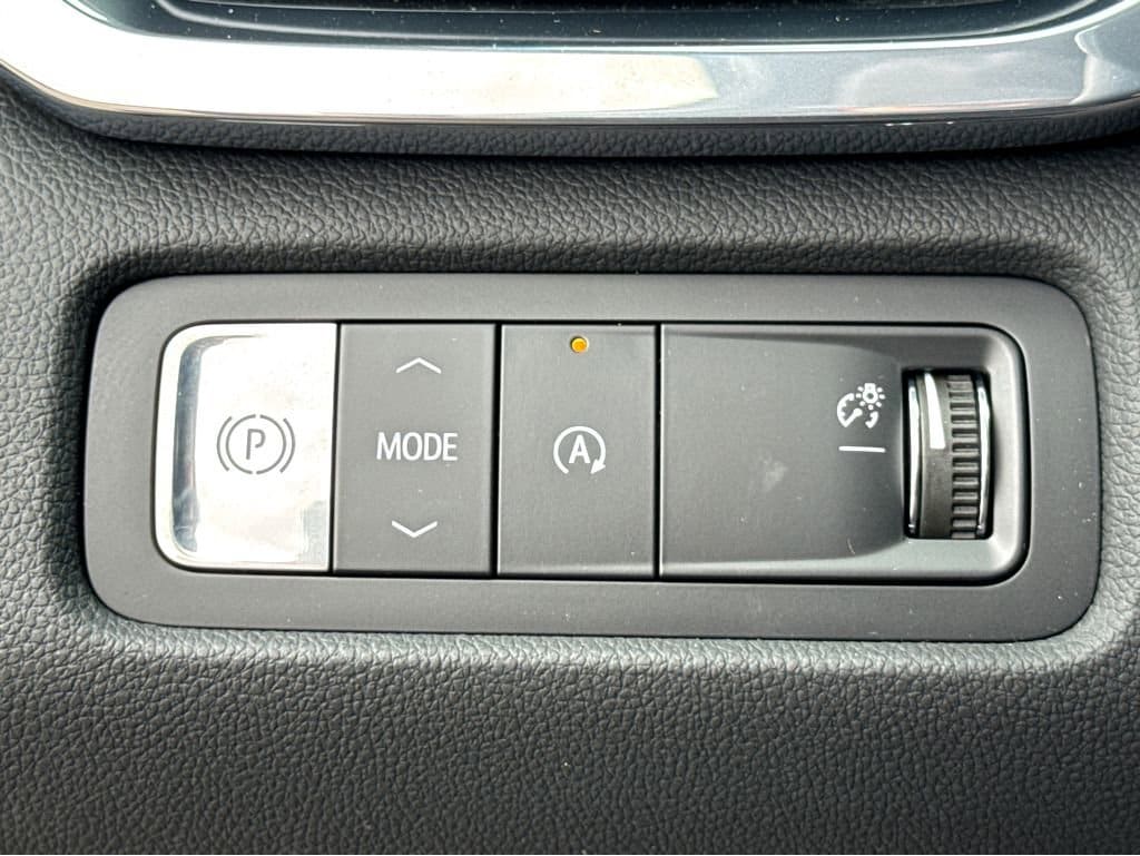 2026 GMC Acadia Elevation - Photo 11
