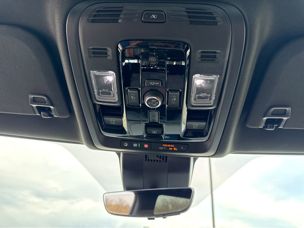 2026 GMC Yukon Denali - Photo 25