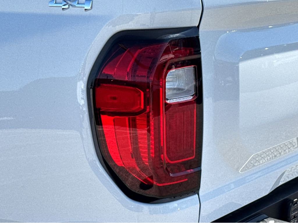2026 GMC Canyon Elevation - Photo 20