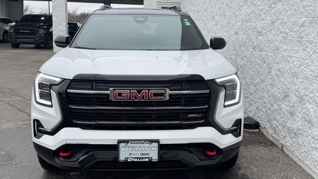 Used 2026 GMC Terrain AT4 SUV