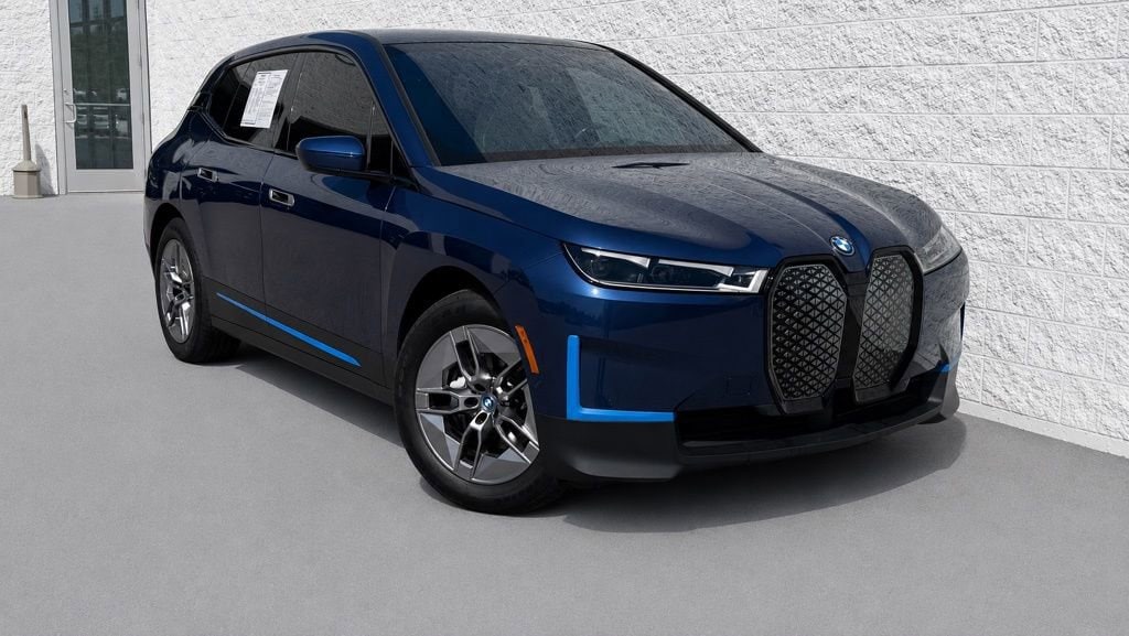 2023 BMW iX