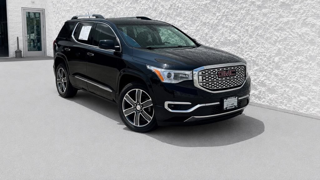 2019 GMC Acadia Denali AWD's photo
