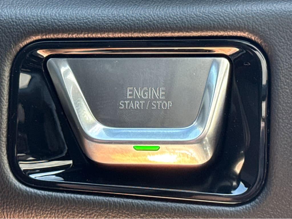 2026 GMC Yukon AT4 - Photo 19