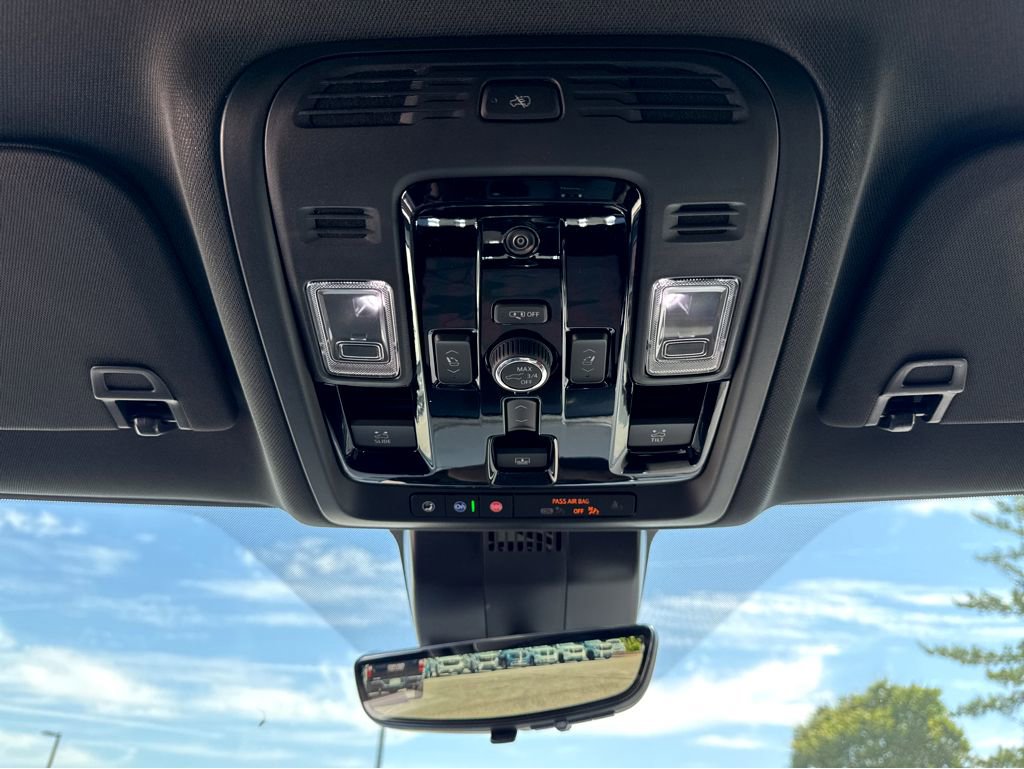 2026 GMC Yukon AT4 - Photo 24
