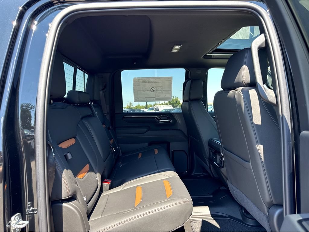 2026 GMC Sierra 2500HD AT4 - Photo 6