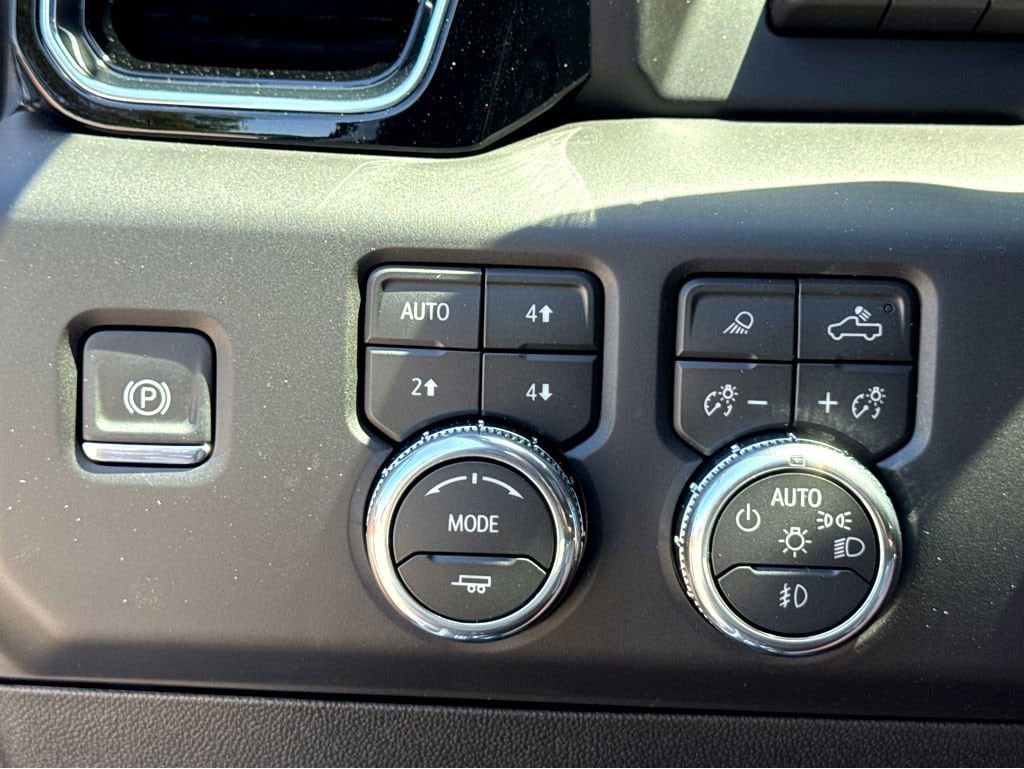 2026 GMC Sierra 1500 Denali Ultimate - Photo 10