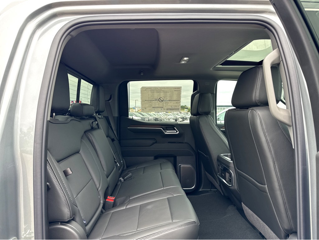 2026 GMC Sierra 1500 Denali - Photo 6
