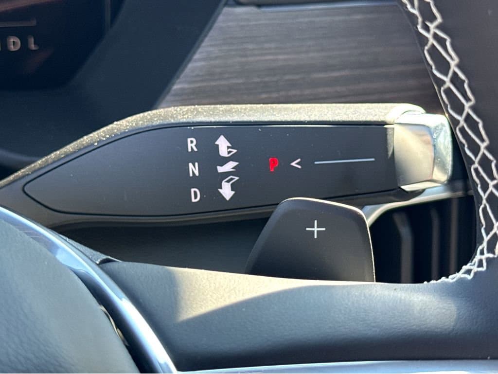 2026 GMC Acadia Denali - Photo 23