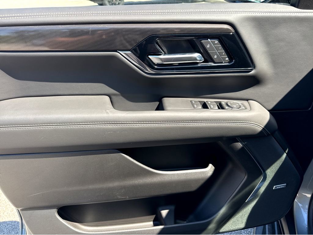 2026 GMC Yukon Elevation - Photo 11