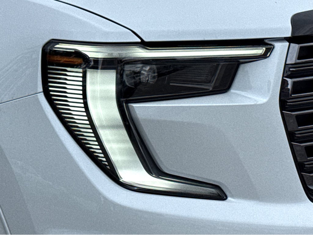 2027 GMC Acadia Denali Ultimate - Photo 20