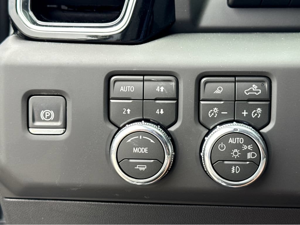 2026 GMC Sierra 1500 Denali - Photo 10