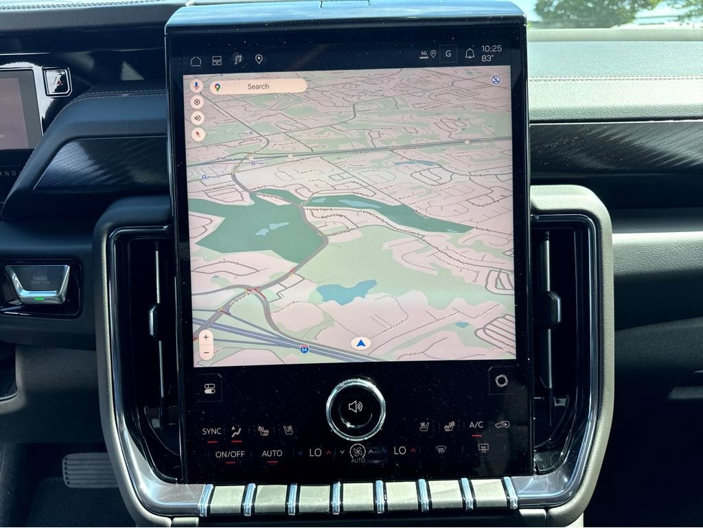 2026 GMC Yukon AT4 - Photo 14