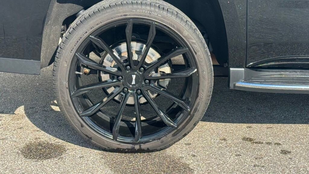 Used 2017 GMC Yukon XL SLT SUV